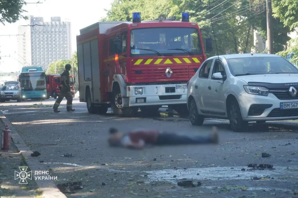 Росіяни вдарили по центру Сум,Суми під ударом,зеленський,дснс Росіяни вдарили по центру Сум Суми під ударом