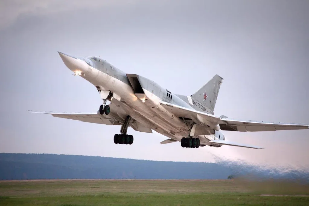 СБУ,літаки РФ,Ту-95,Ту-22М3,а-50 СБУ Ту-22М3