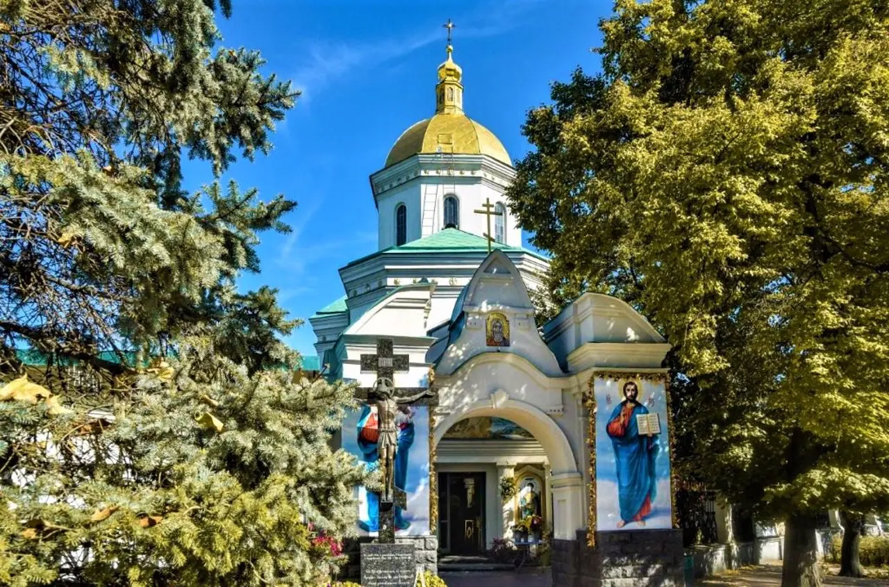 Церковний календар на червень: нова дата Трійці, Петра і Павла