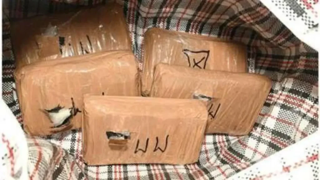 бабуся,кокаїн,наркотики,велика британія бабуся бабуся,кокаїн,наркотики,велика британія бабуся,кокаїн,наркотики,велика британія