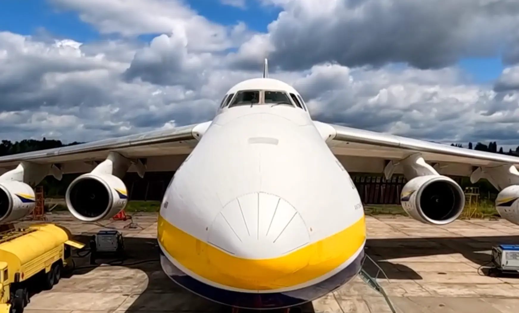 Унікальний політ: модернізований Ан-124 «Руслан» відправили з Києва до Німеччини (відео)