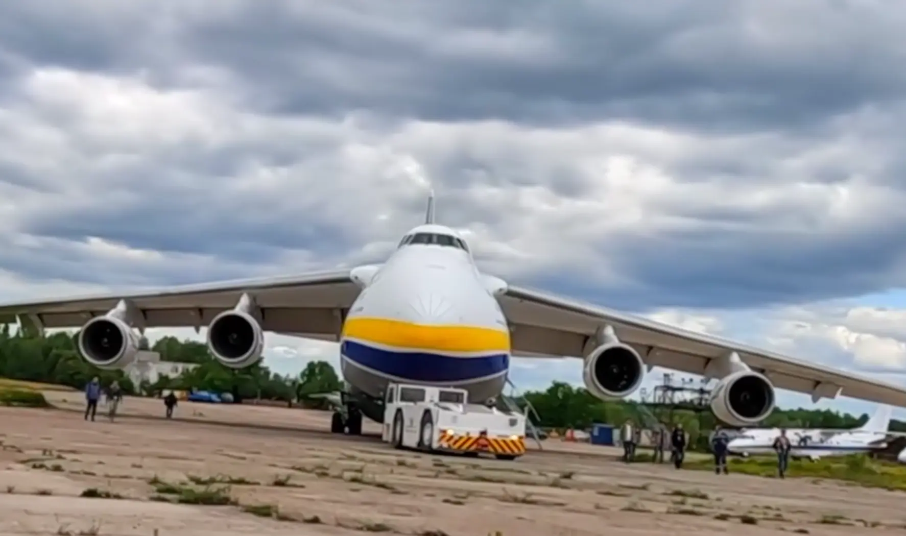 Унікальний політ: модернізований Ан-124 «Руслан» відправили з Києва до Німеччини (відео)