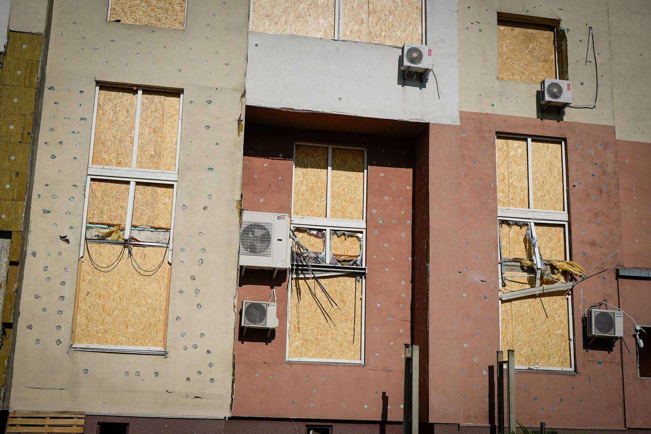 Як врятуватися від вибухової хвилі під час атак шахедів: покрокова інструкція