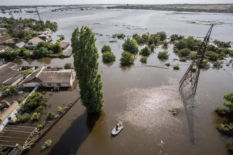 екологічна катастрофа,риба,червонокнижна риба,підрив каховської гес,каховське водосховище екологічна катастрофа підрив каховської гес
