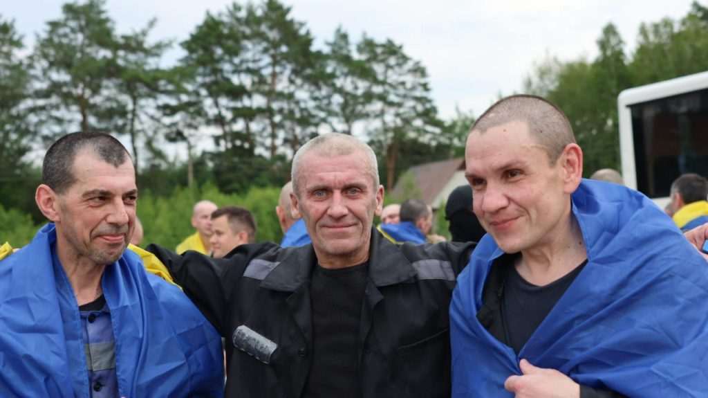 обмін полоненими,Довгоочікуване повернення додому,Деталі обміну 4 липня,Зеленський обмін полоненими Деталі обміну