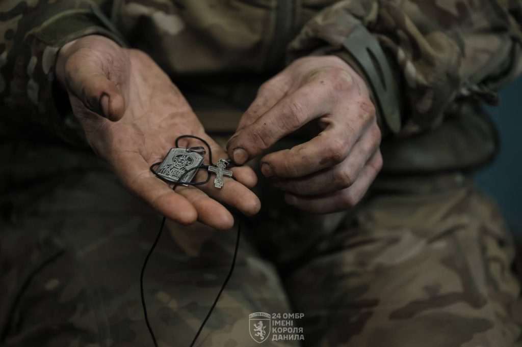 Бійці ЗСУ,Полонені десантники 98-ї дивізії РФ,24 омбр короля данила,Полон Бійці ЗСУ Полонені десантники 98-ї дивізії РФ