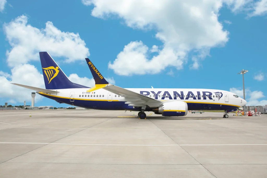 Ryanair,пасажири,літаки,польоти на літаках Ryanair Ryanair