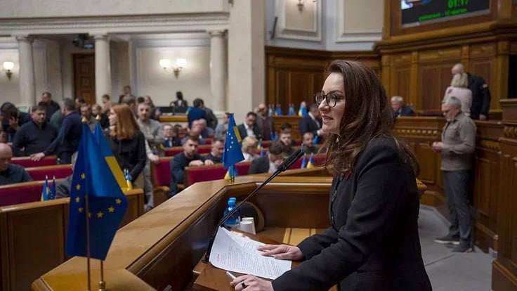 Свириденко,Хто така Юлія Свириденко,Посади Свириденко,Декларації та сімейний стан Свириденко Посади Свириденко