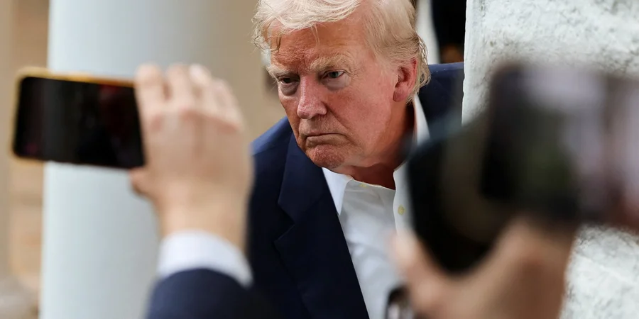 Трамп ухвалив рішення щодо перебування біженців з України у США