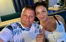 Одна обрала армію, інша — медицину: що відомо про доньок Залужного