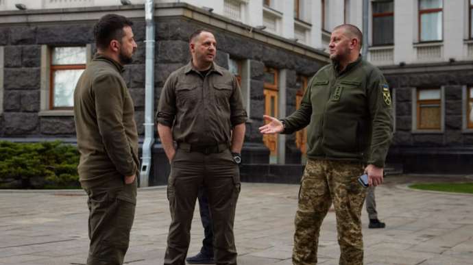 Кому з політиків українців довіряють найбільше: лідери опитування