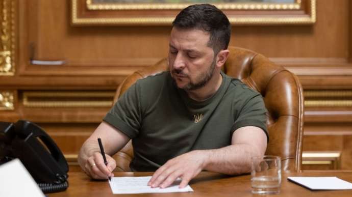 Що сказав Зеленський про скандальний закон