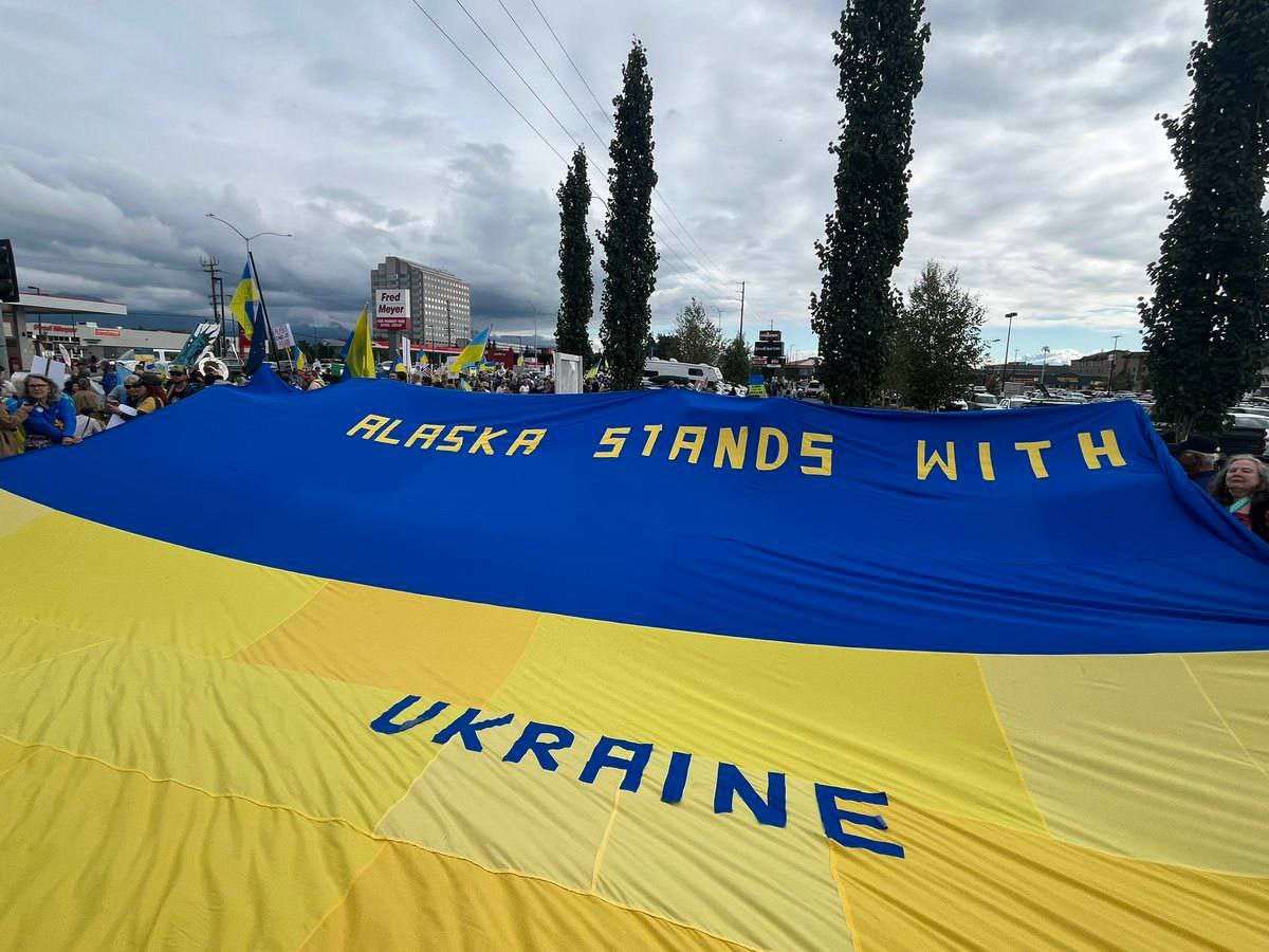Аляска вибухнула мітингами перед приїздом Путіна (фото, відео)