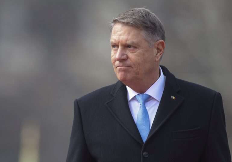 Колишнього президента змусили повернути майже мільйон євро