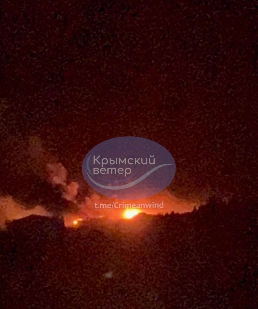 Дрони в Криму,військову частину ГРУ,Вибухи в Криму 21 серпня Дрони в Криму Вибухи в Криму 21 серпня