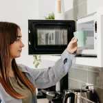 Топ-5 продуктів, які категорично заборонено розігрівати в мікрохвильовці ➤ Prozoro.net.ua