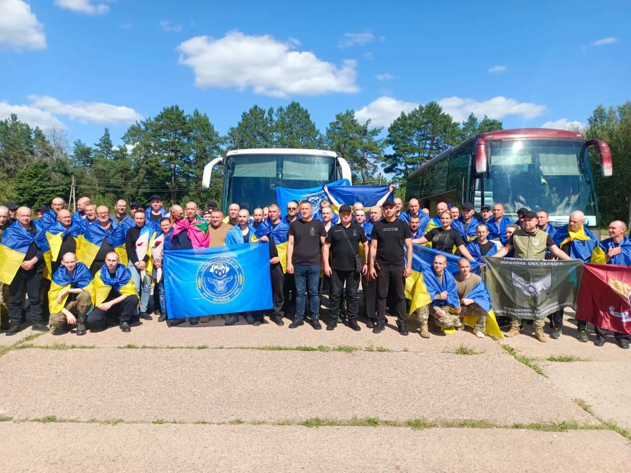 Ще 84 українці повернулися з російського полону (фото)
