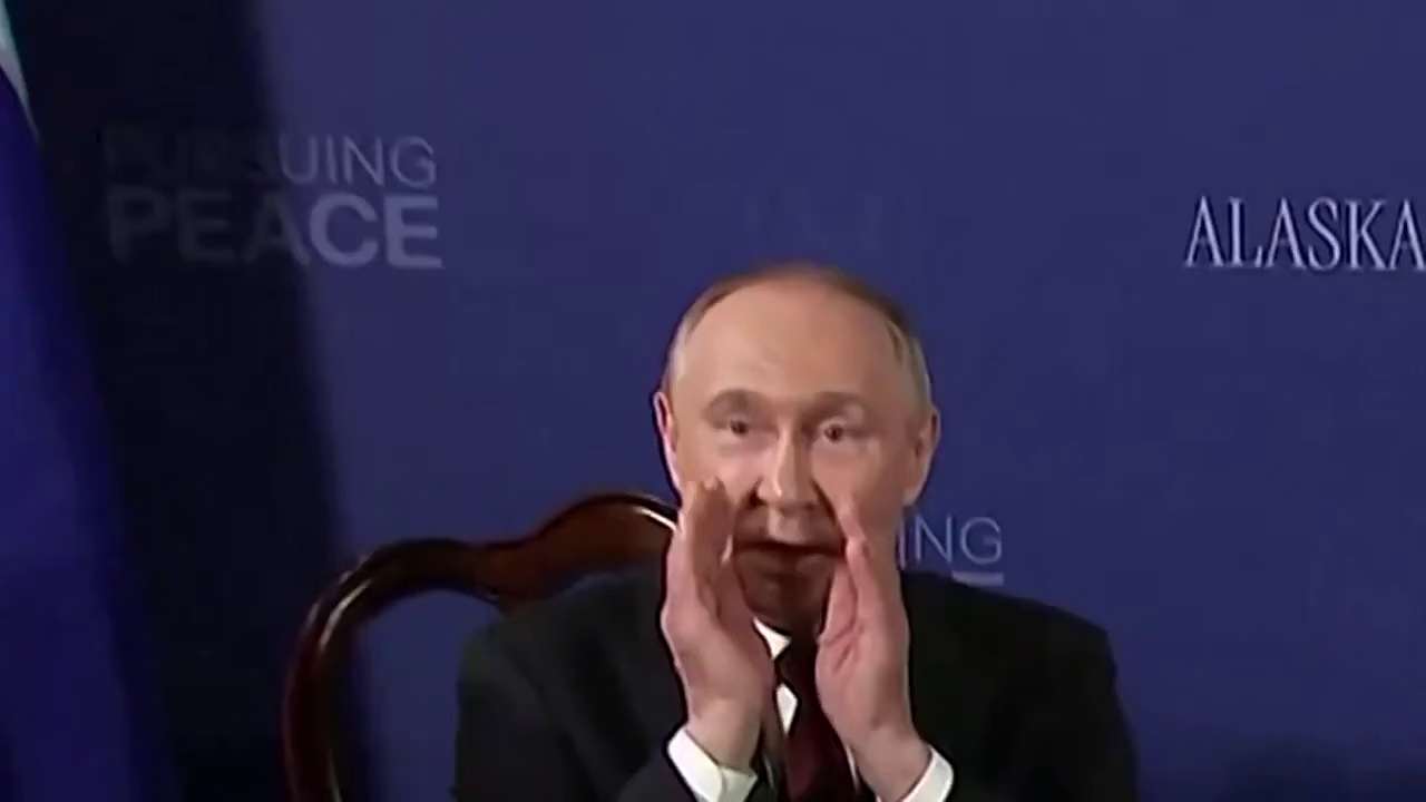 Путін двічі проігнорував питання про вбивство українців (відео)