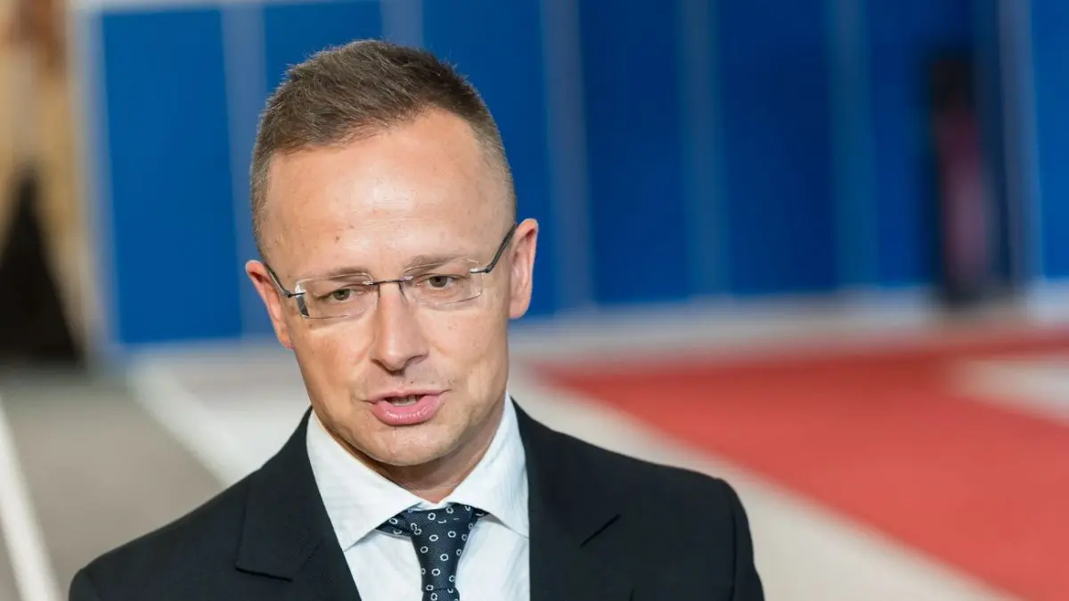 Сійярто обурився через удар дронів по нафтопроводу “Дружба” ➤ Prozoro.net.ua