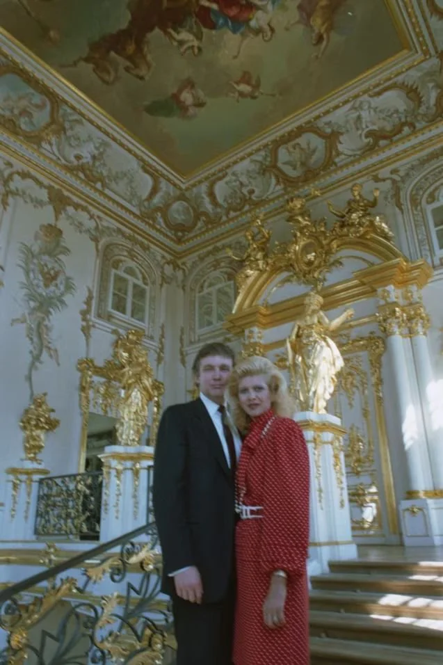 Трамп,візит Трампа до Москви,США,СРСР Трамп Трамп з дружиною в Ермітажі. Фото: ТАРС