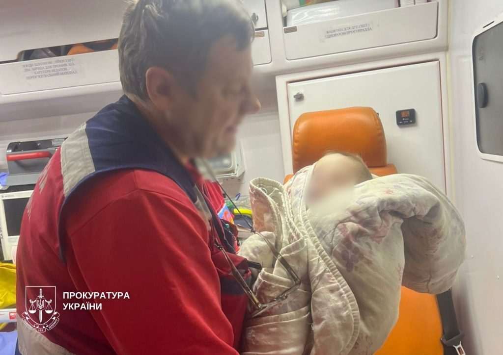 Дівчина залишила немовля в Києві