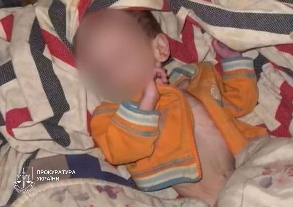 Дівчина залишила немовля в Києві