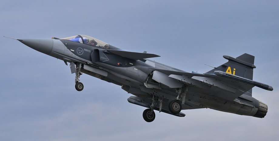 Україна вперше отримає шведські багатоцільові винищувачі Gripen