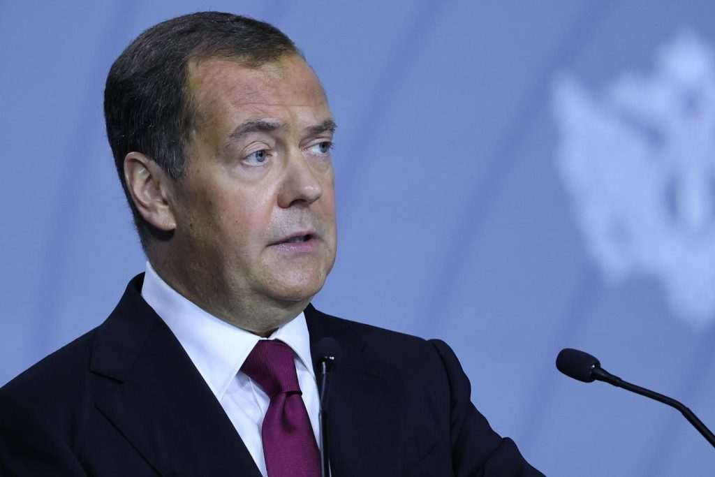 Медведєв про війну з Європою