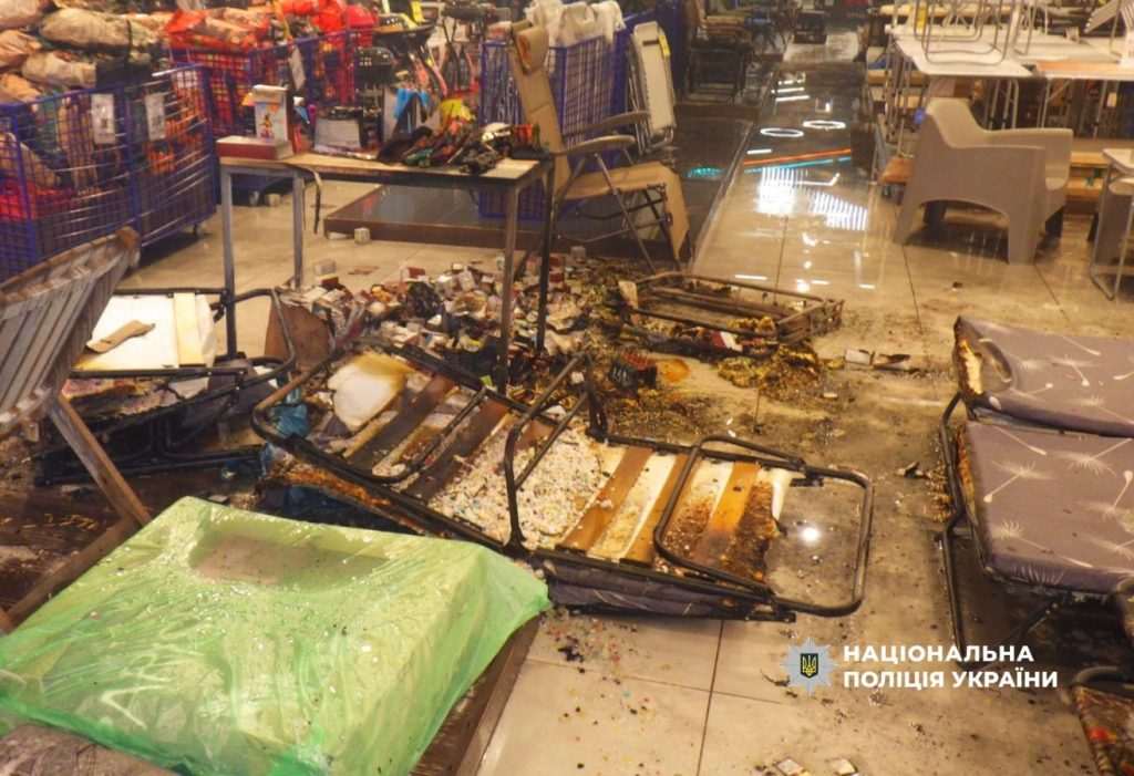 Хлопчик влаштував пожежу в гіпермаркеті