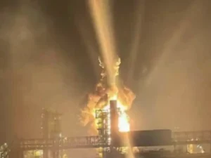 Дрони атакували один із найбільших нафтопереробних заводів Росії