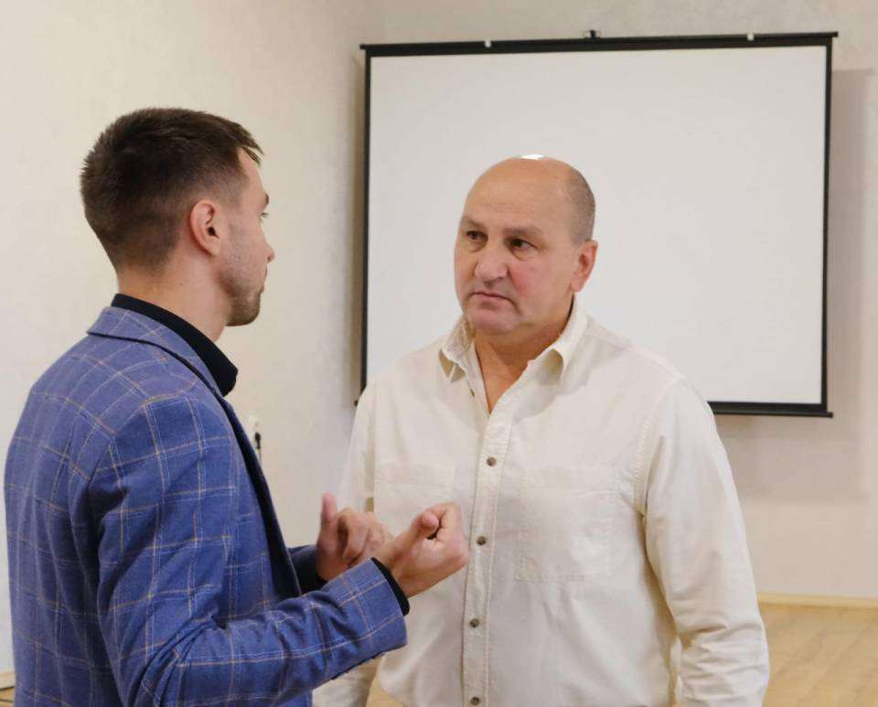 Суд на Львівщині конфіскував у мера елітний автомобіль