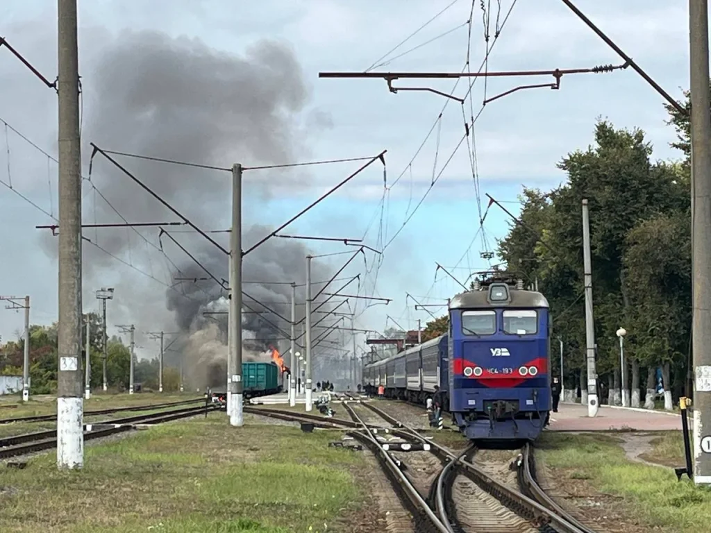 окупанти,Укрзалізниця,поїзд шостка київ,російські обстріли окупанти,Укрзалізниця,поїзд шостка київ,російські обстріли