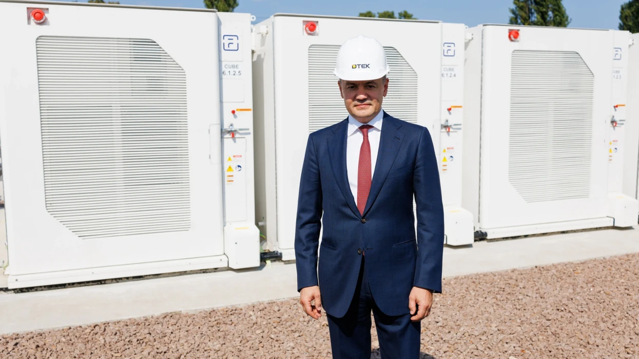 Україна створила секретні парки батарей для підтримки електромереж – WSJ