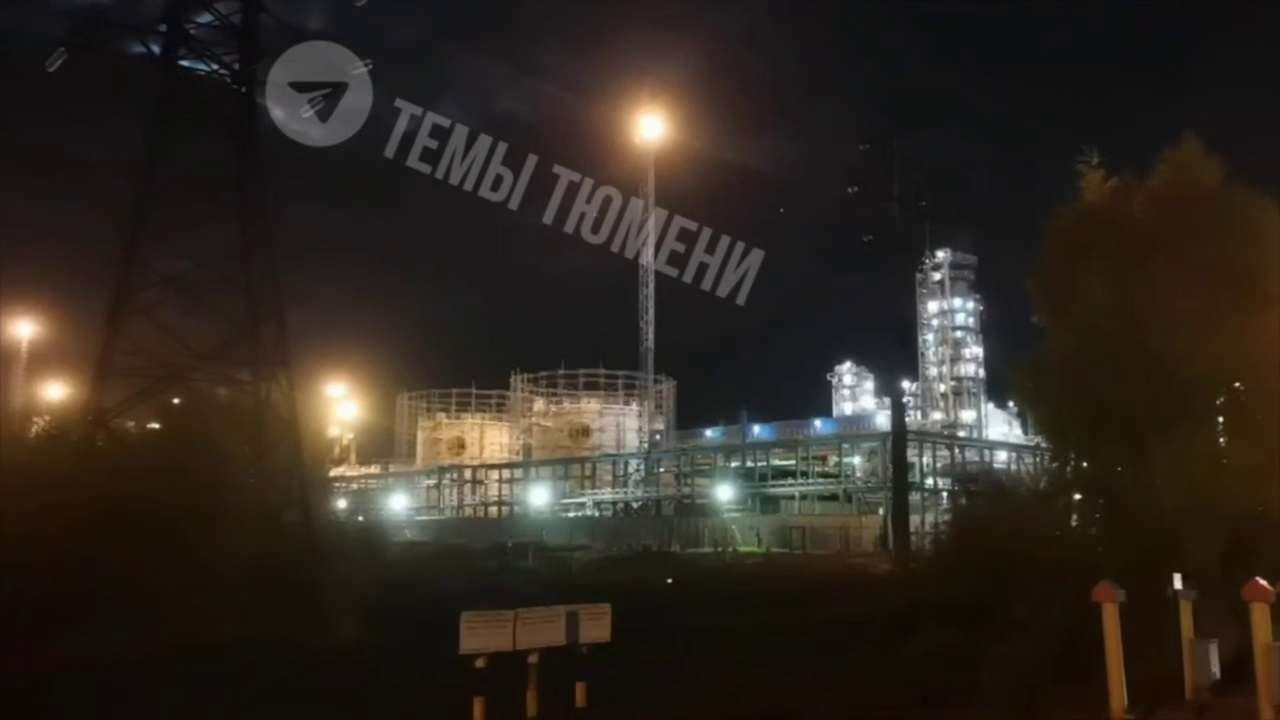 Безпілотники вперше атакували Тюмень: куди влучили
